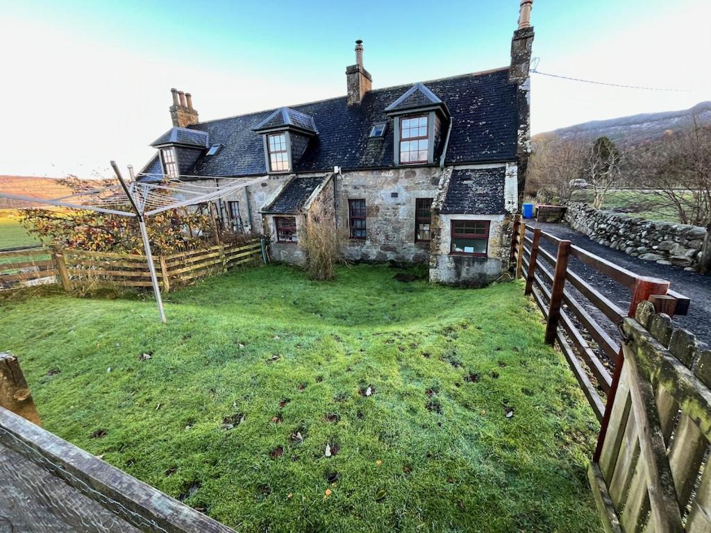 Quirky Highland Cottage With Stunning Views Fearn Lodge Eksteriør bilde